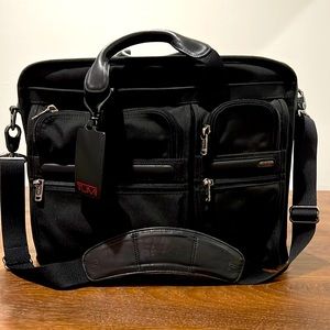 COPY - Tumi Alpha 26150D4 Ballistic Nylon laptop Briefcase Bag Black